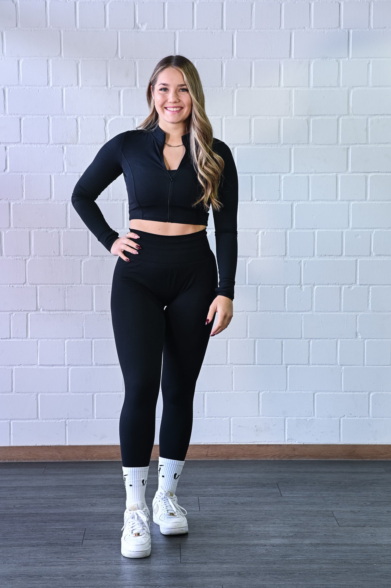 vi. Divi.ne Leggings
