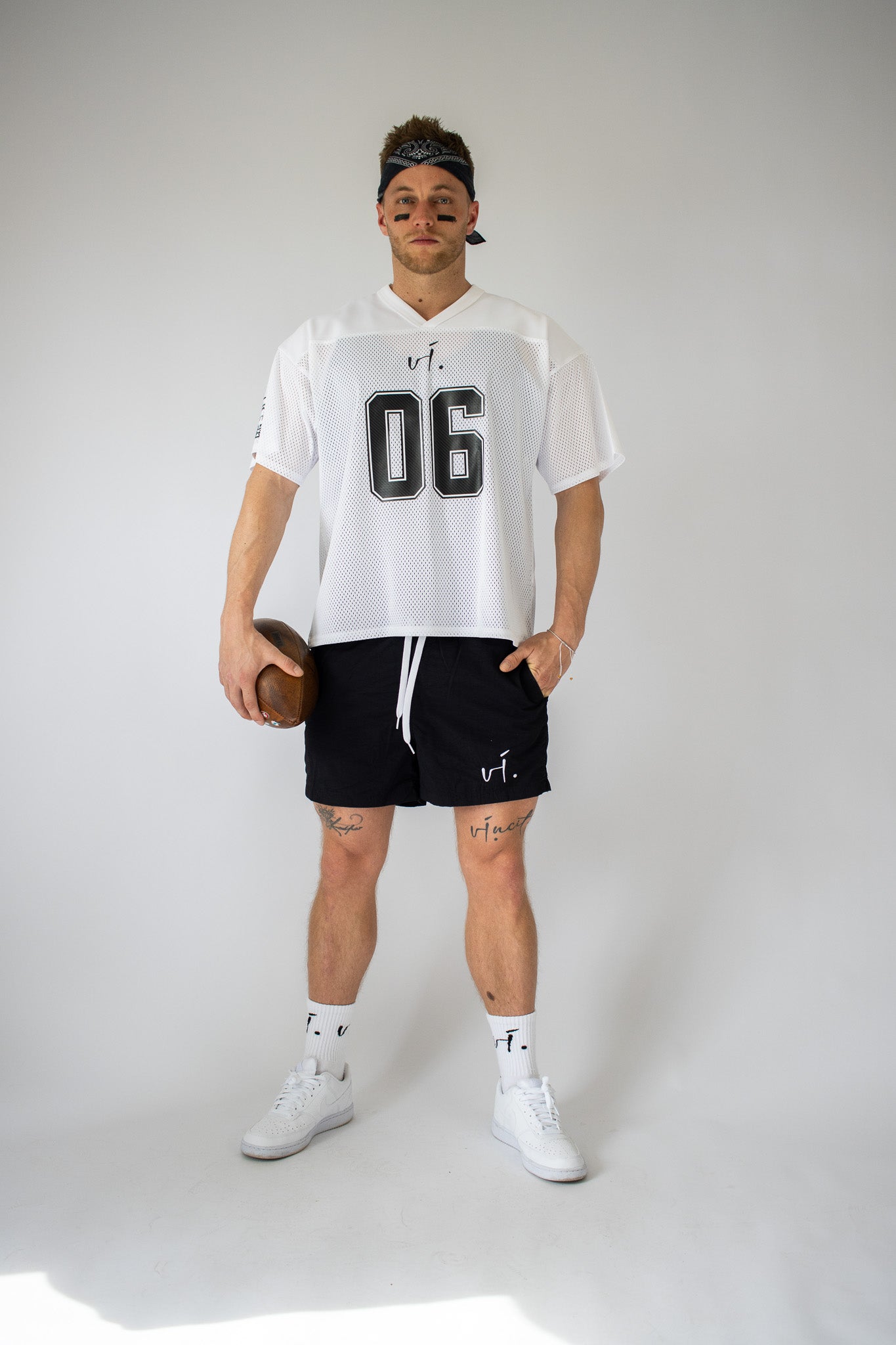 vi. Levi. AESTHETIC JERSEY LIMITED EDITION Men