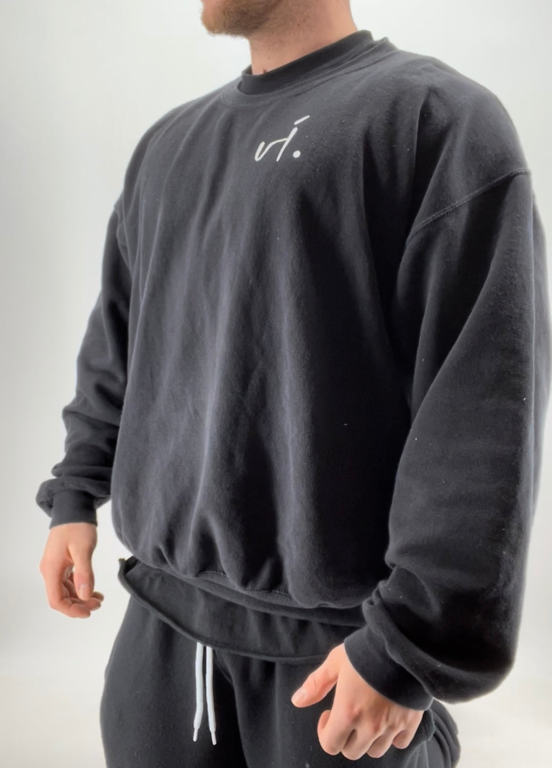 vi. Oversized Sweater Unisex
