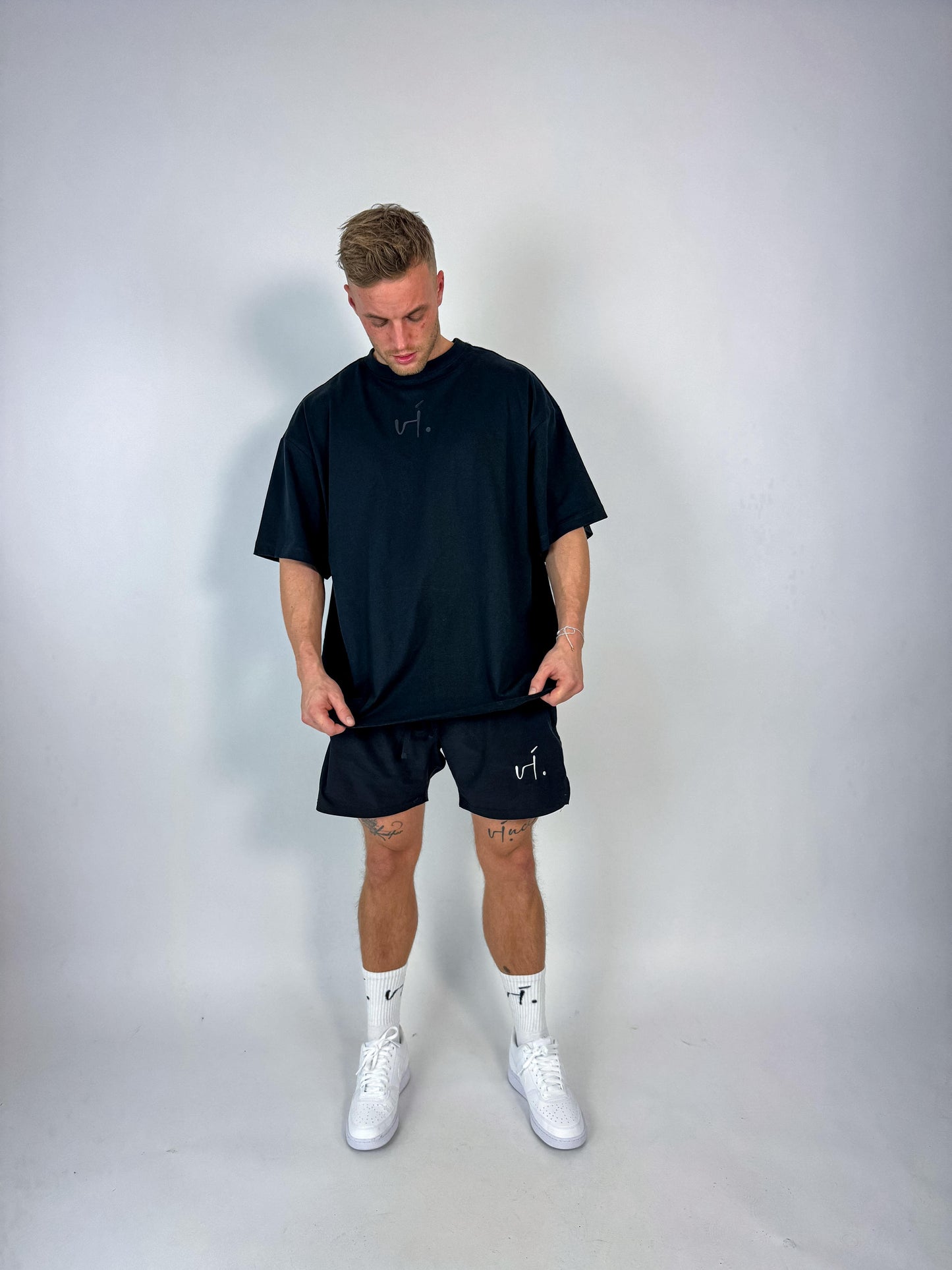 vi. BLOOMING VI.NCIT