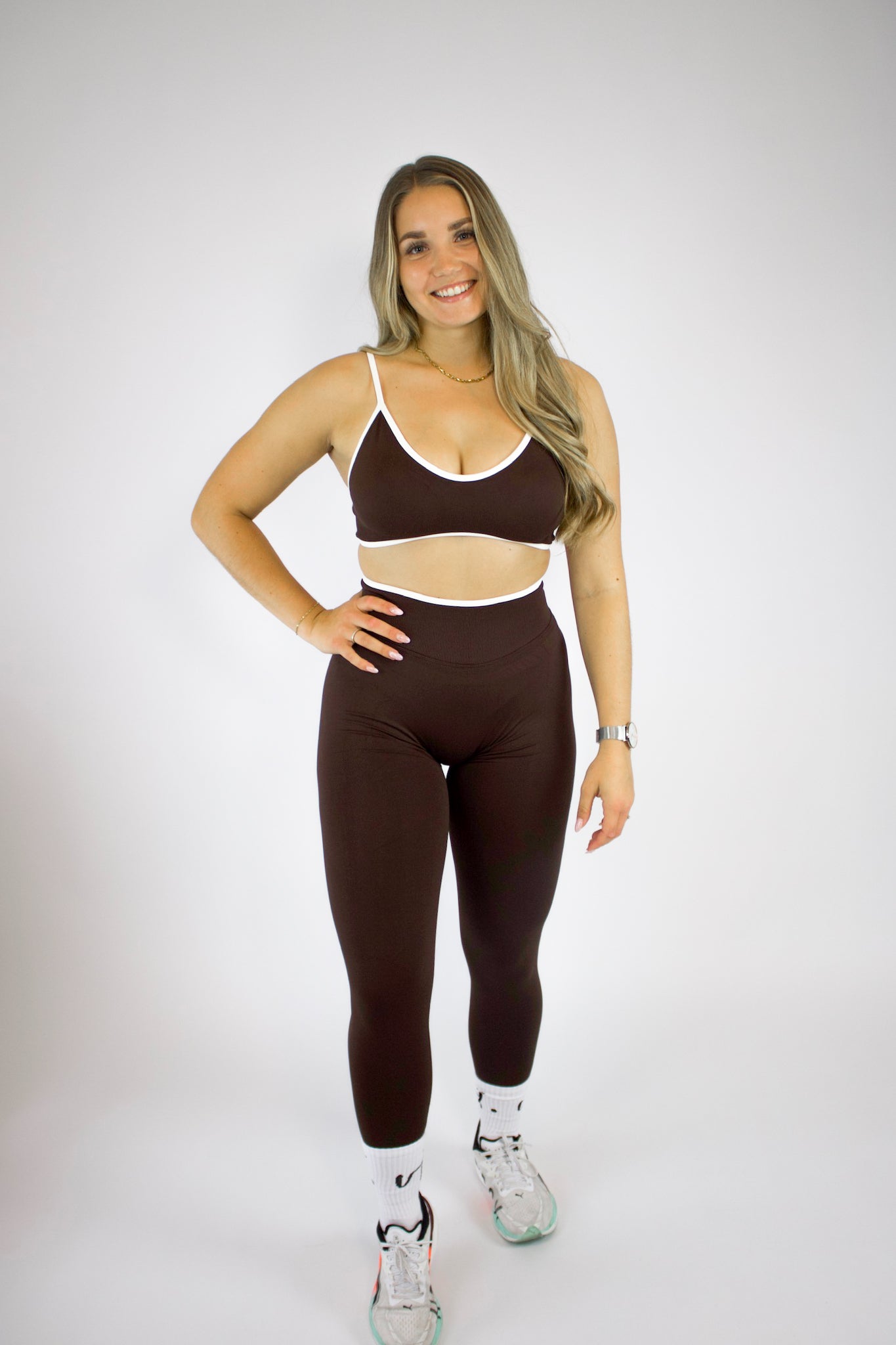 vi. Avi.ara Leggings