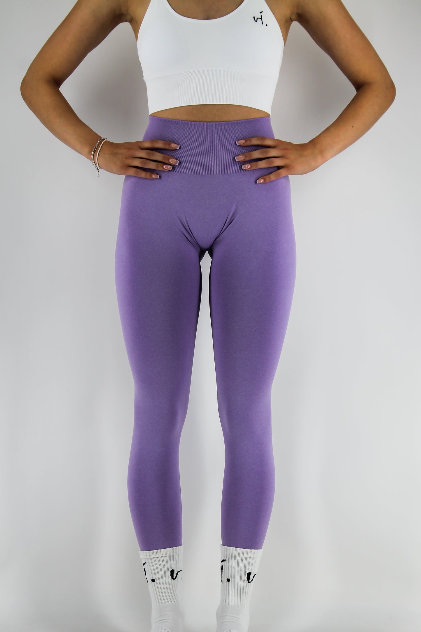 vi. Leggings Courbe