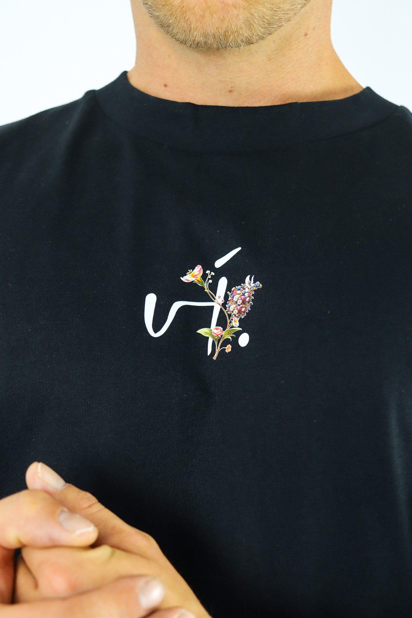 vi. Blooming II  Oversized shirt