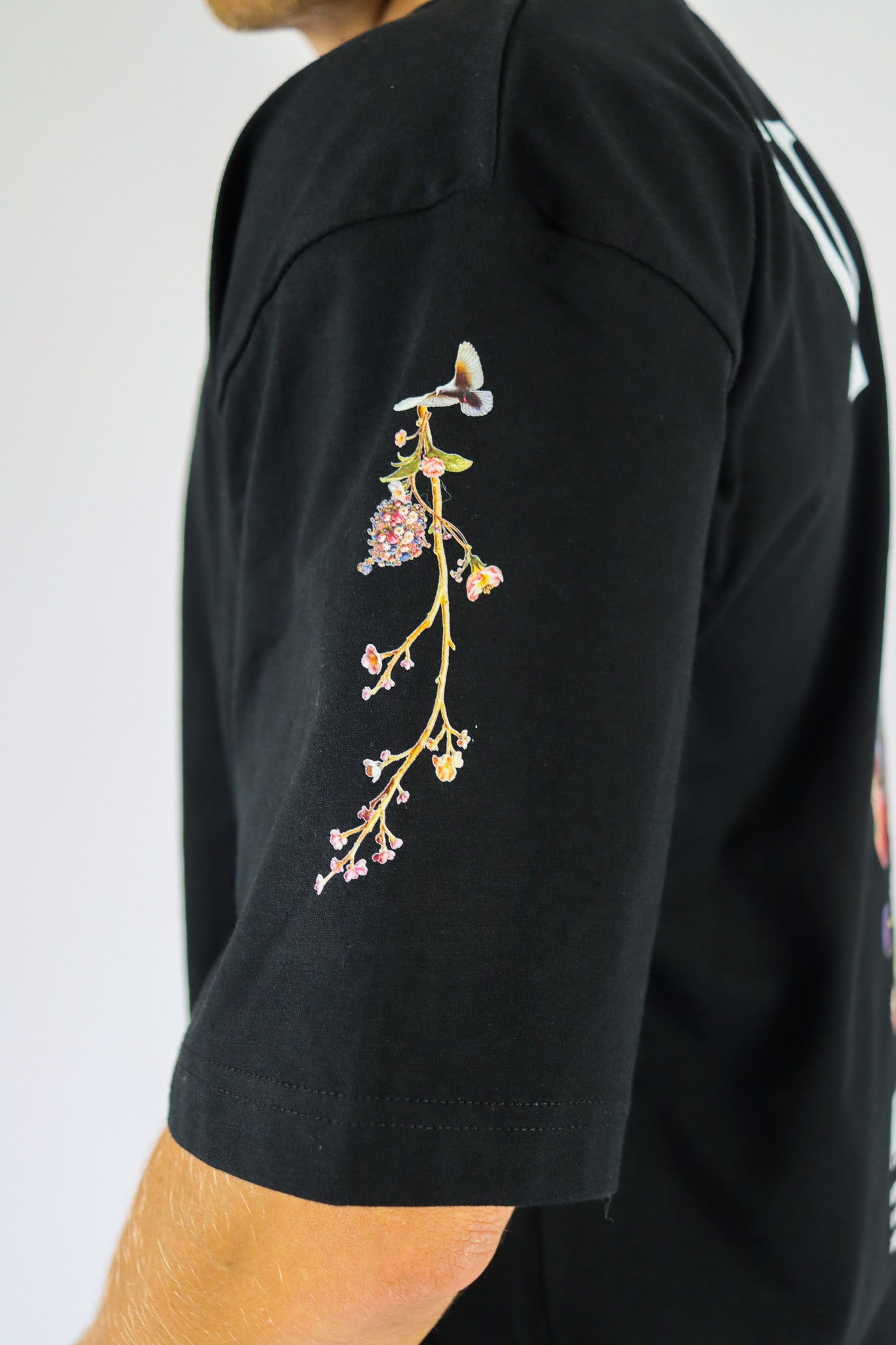 vi. Blooming II  Oversized shirt