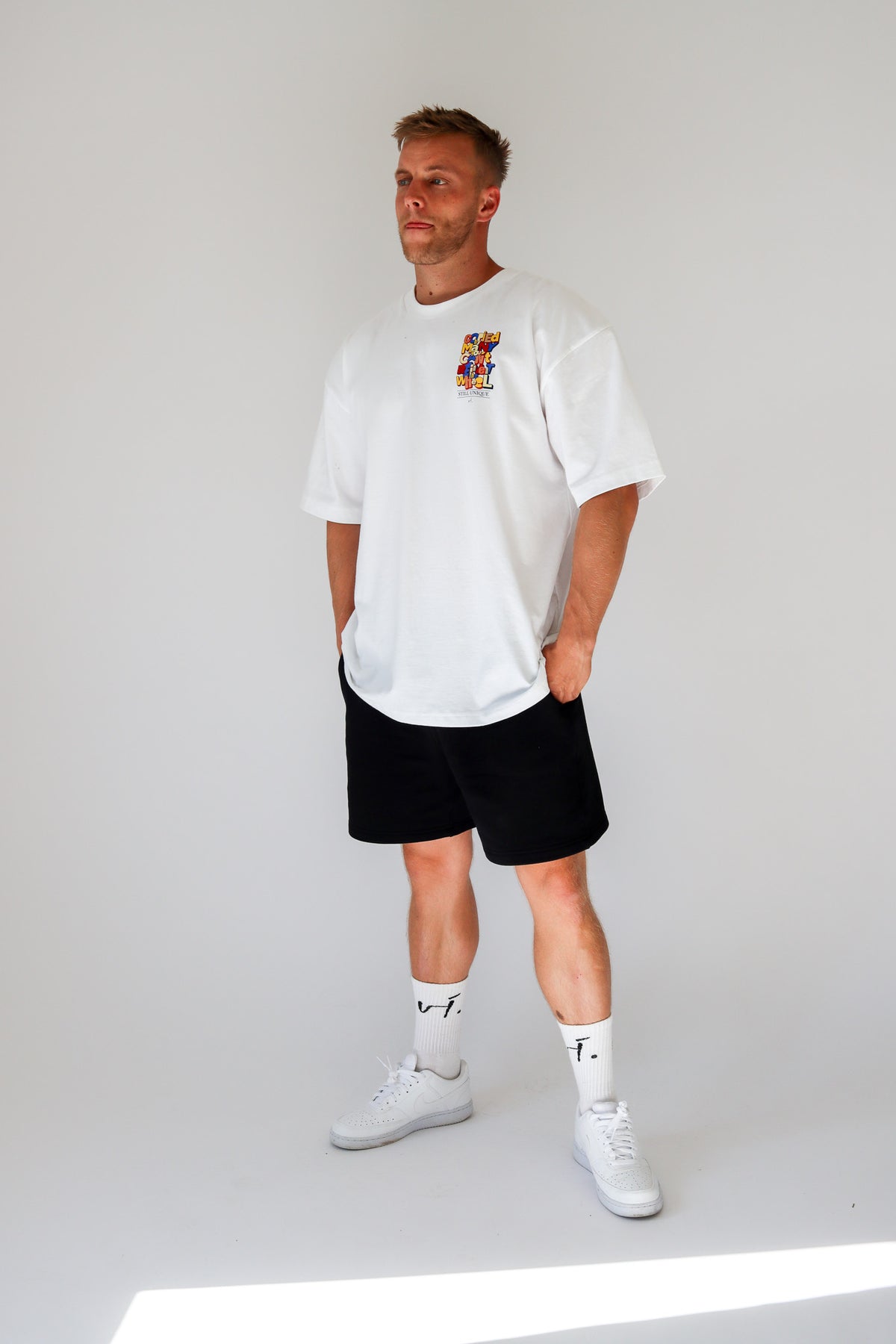 vi. STILL UNIQUE Oversized shirt