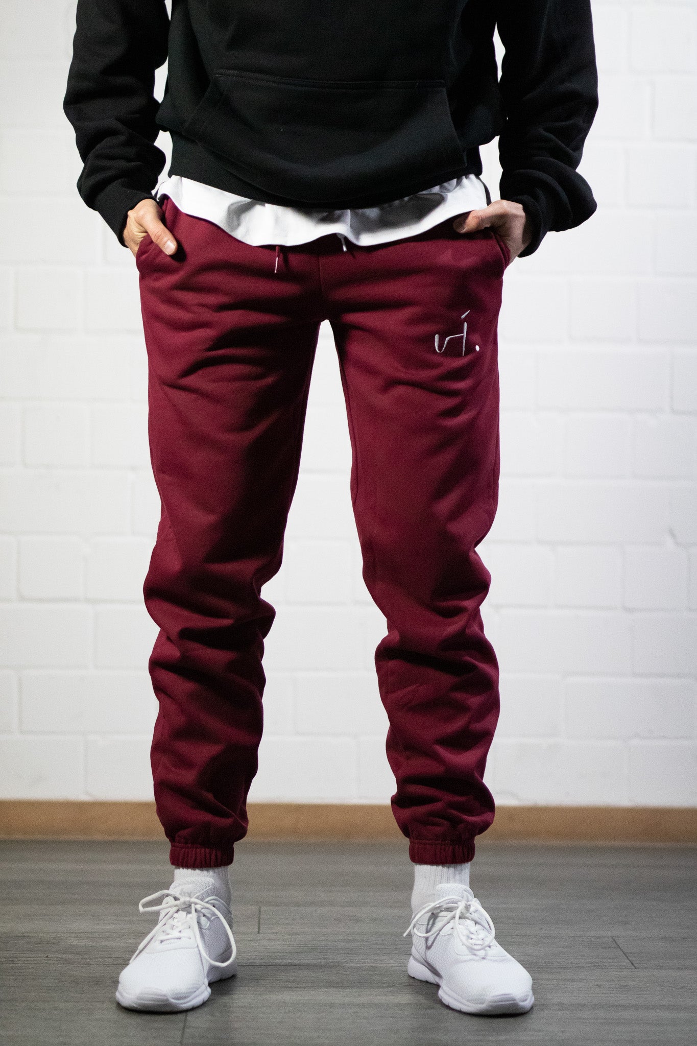 vi. Sweatpants Classic Men