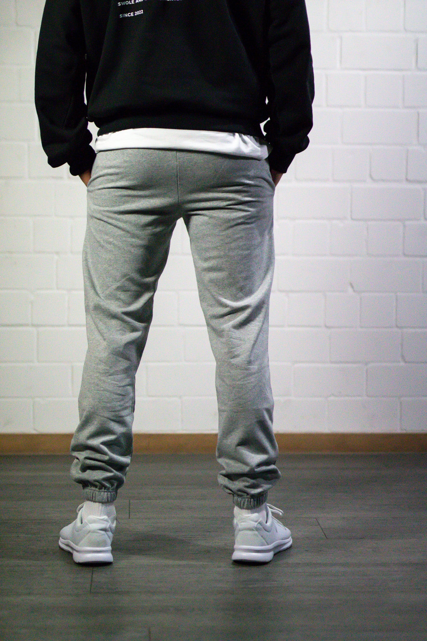 vi. Sweatpants Classic Men