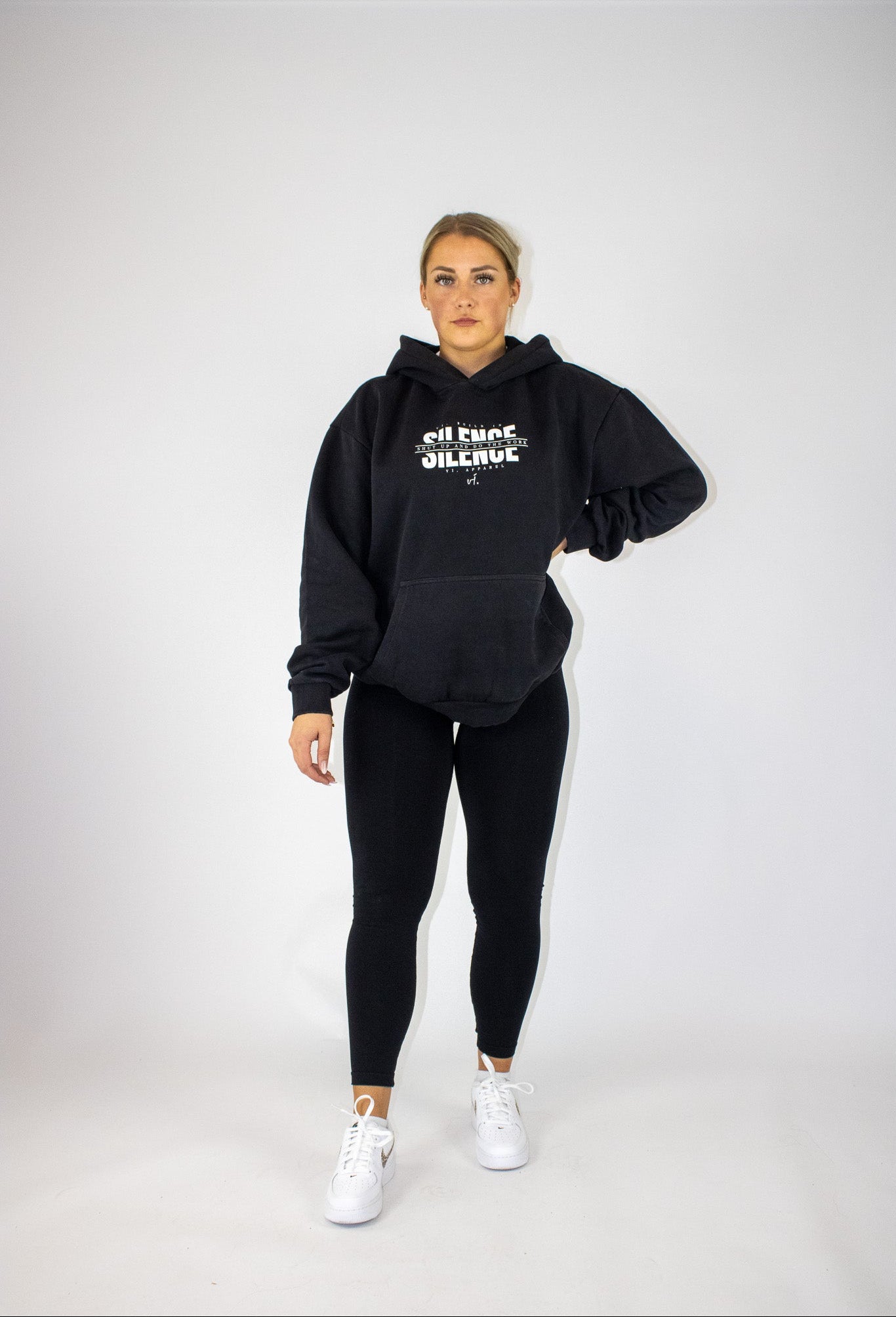 vi. BUILD IN SILENCE Oversized Hoodie woman