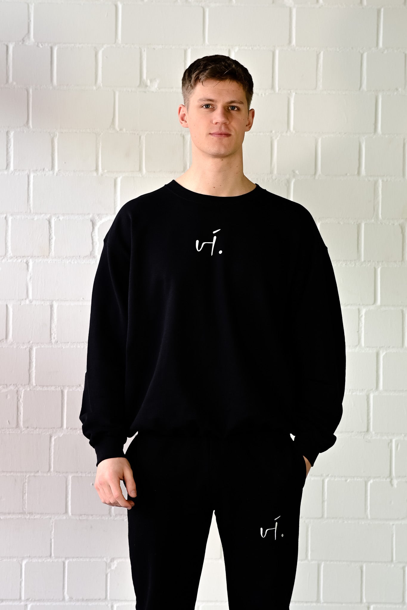 vi. vi.ngs Oversized Sweater Men