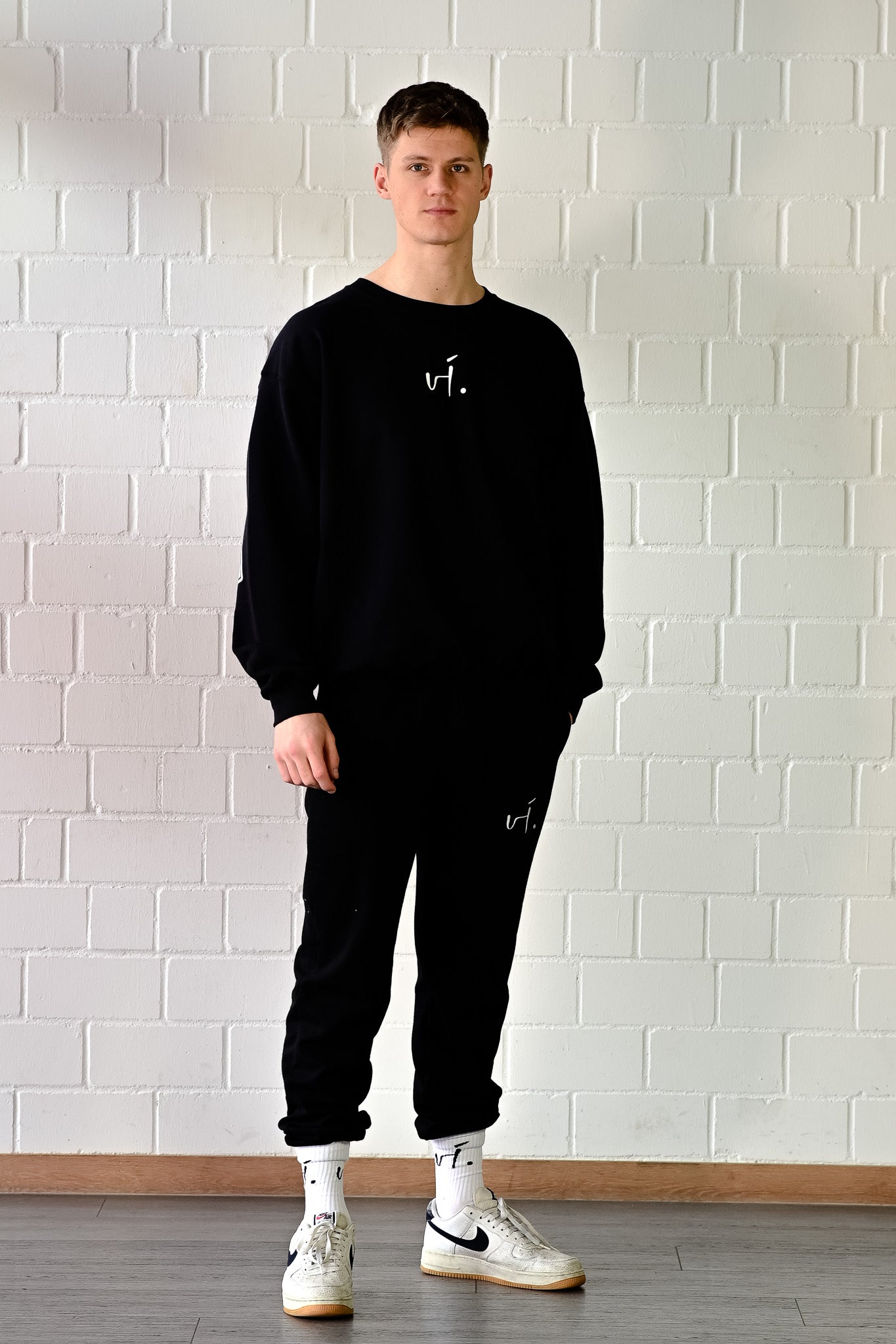 vi. vi.ngs Oversized Sweater Men