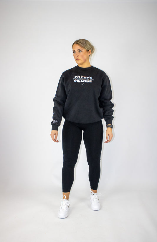 vi. BUILD IN SILENCE Oversized Sweater woman